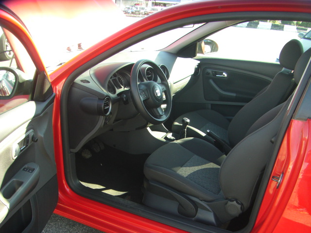 SEAT IBIZA 1.4 I GASOLINA 85CV