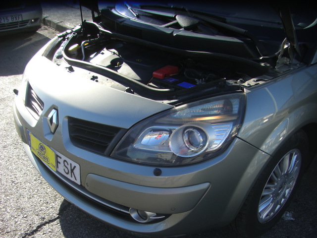 RENAULT GRAND SCENIC 1.5 DCI 105CV 7PLAZAS