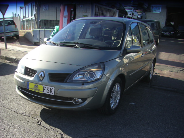 RENAULT GRAND SCENIC 1.5 DCI 105CV 7PLAZAS
