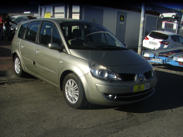 RENAULT GRAND SCENIC 1.5 DCI 105CV 7PLAZAS
