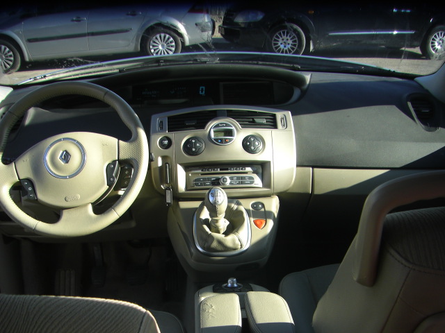 RENAULT GRAND SCENIC 1.5 DCI 105CV 7PLAZAS