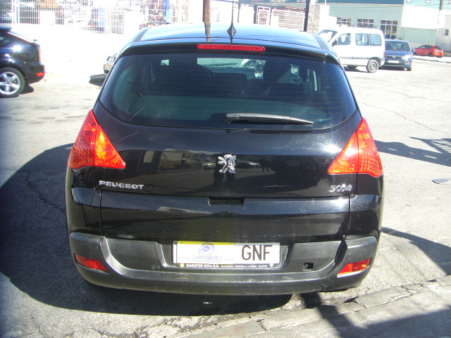 PEUGEOT 3008 PREMIUN 1.6 HDI 110CV