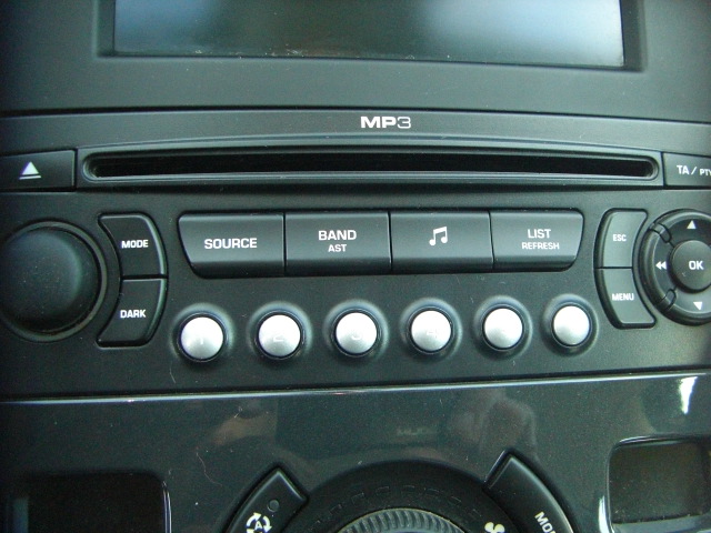 PEUGEOT 3008 PREMIUN 1.6 HDI 110CV