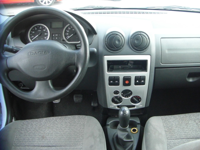 DACIA LOGAN 1.6 GASOLINA 87CV