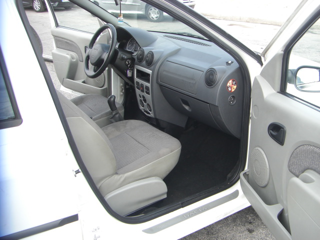DACIA LOGAN 1.6 GASOLINA 87CV