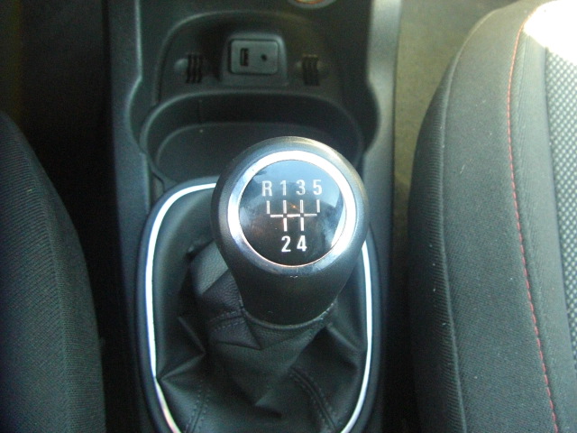 OPEL CORSA 1.4 GASOLINA 100CV