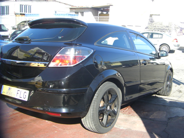 OPEL ASTRA GTC 1.7 CDTI 110CV