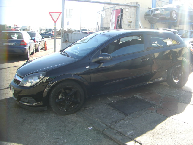 OPEL ASTRA GTC 1.7 CDTI 110CV
