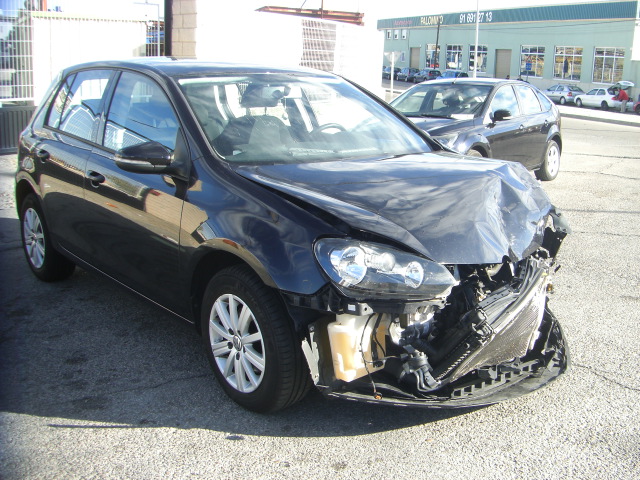 VOLKSWAGEN GOLF VI 1.6 TDI 105CV