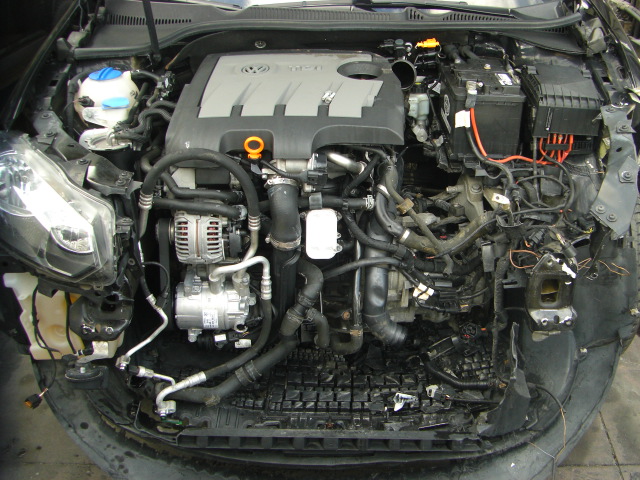 VOLKSWAGEN GOLF VI 1.6 TDI 105CV