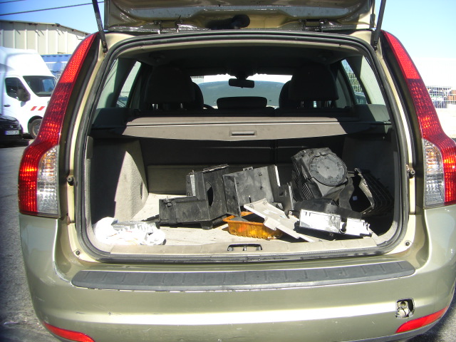 VOLVO V-50 2.0 D 136CV