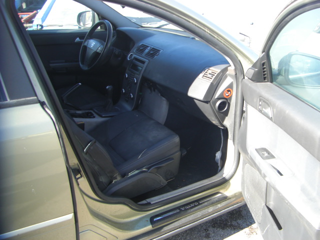 VOLVO V-50 2.0 D 136CV