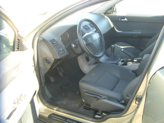 VOLVO V-50 2.0 D 136CV