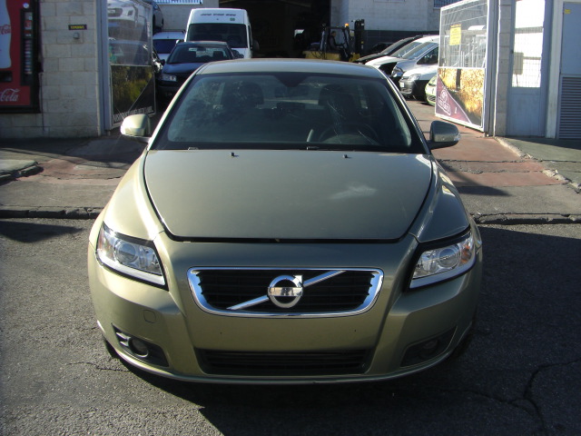 VOLVO V-50 2.0 D 136CV