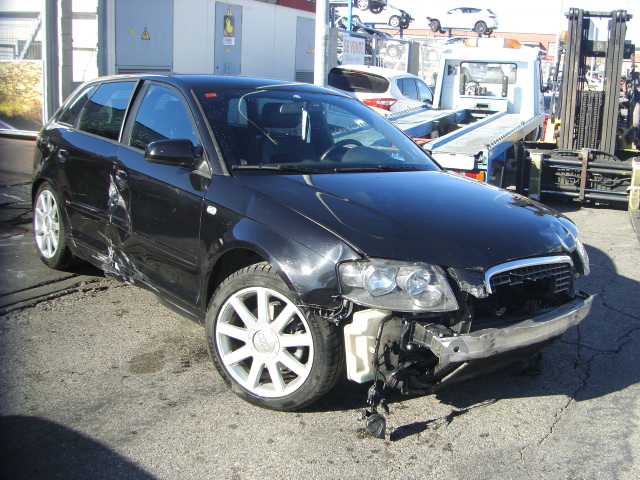 AUDI A3 2.0 TDI 140CV S-LINE