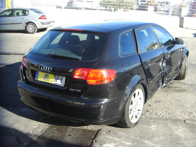 AUDI A3 2.0 TDI 140CV S-LINE