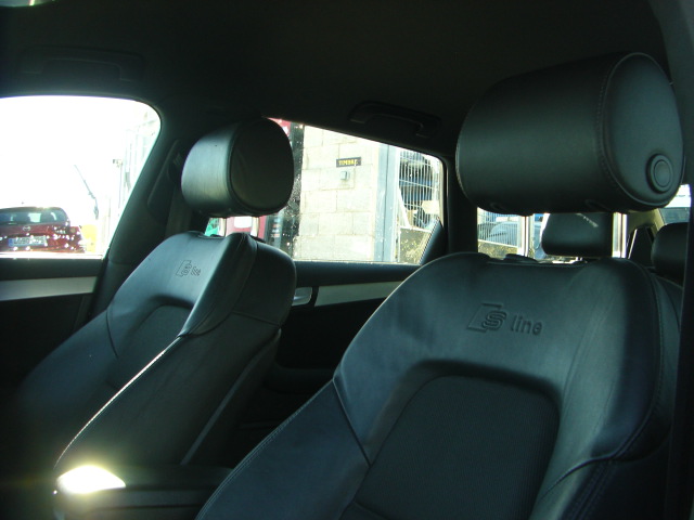 AUDI A3 2.0 TDI 140CV S-LINE