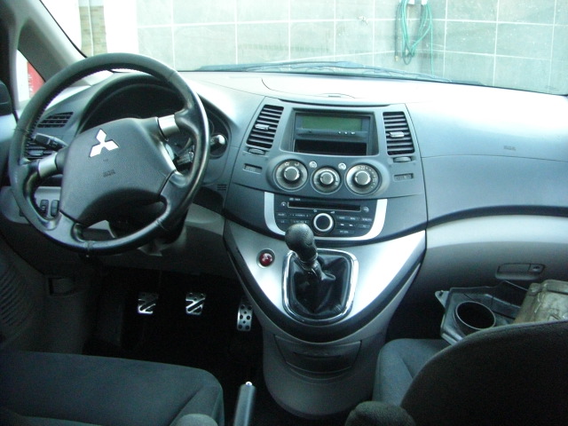 MITSUBISHI GRANDIS 2.0 TDCI 136CV 7 PLAZAS