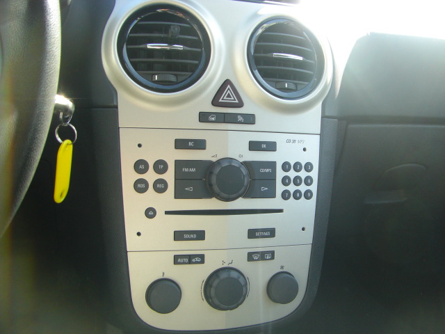 OPEL CORSA 1.4 GASOLINA 90CV