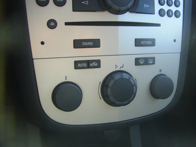 OPEL CORSA 1.4 GASOLINA 90CV