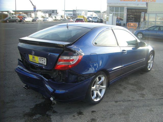 MERCEDES BENZ C 2.2 SPORT 150CV AUTOMATICO