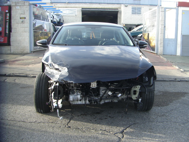 VOLKSWAGEN PASSAT 1.6 TDI 105CV