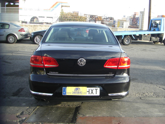 VOLKSWAGEN PASSAT 1.6 TDI 105CV