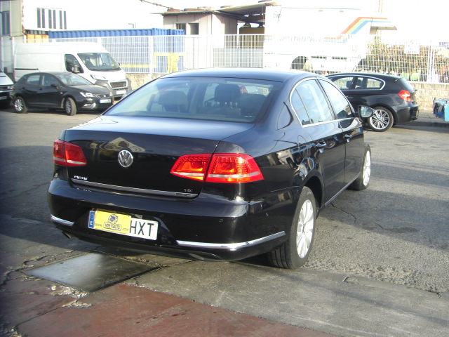 VOLKSWAGEN PASSAT 1.6 TDI 105CV