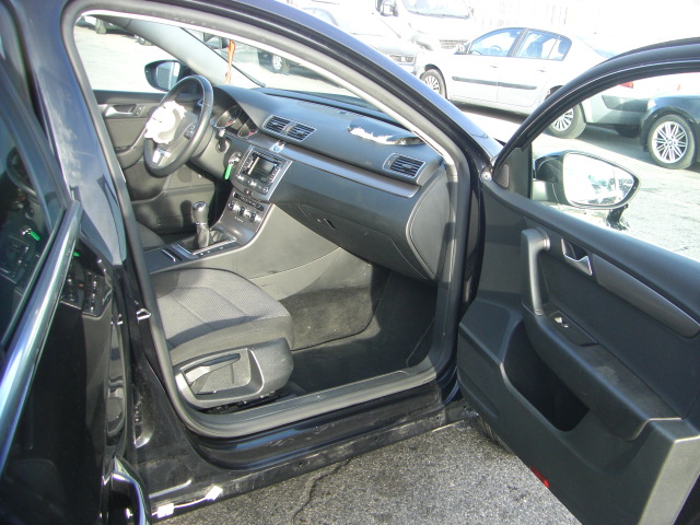 VOLKSWAGEN PASSAT 1.6 TDI 105CV