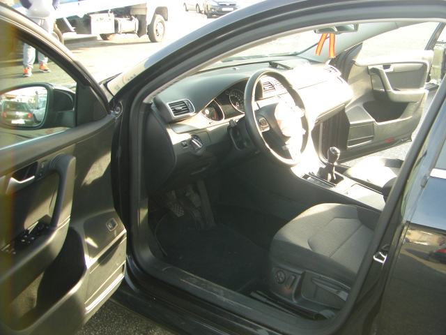 VOLKSWAGEN PASSAT 1.6 TDI 105CV