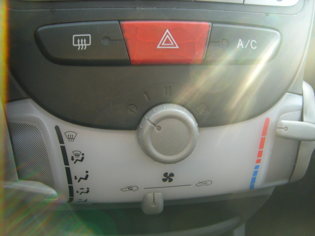 PEUGEOT 107 1.0 GASOLINA 68CV