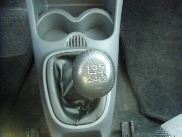 PEUGEOT 107 1.0 GASOLINA 68CV