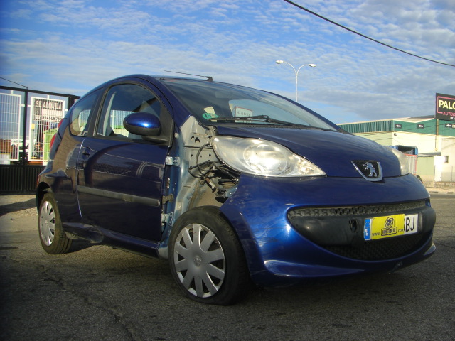 PEUGEOT 107 1.0 GASOLINA 68CV