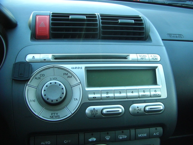 HONDA JAZZ 1.4 I 83CV GASOLINA