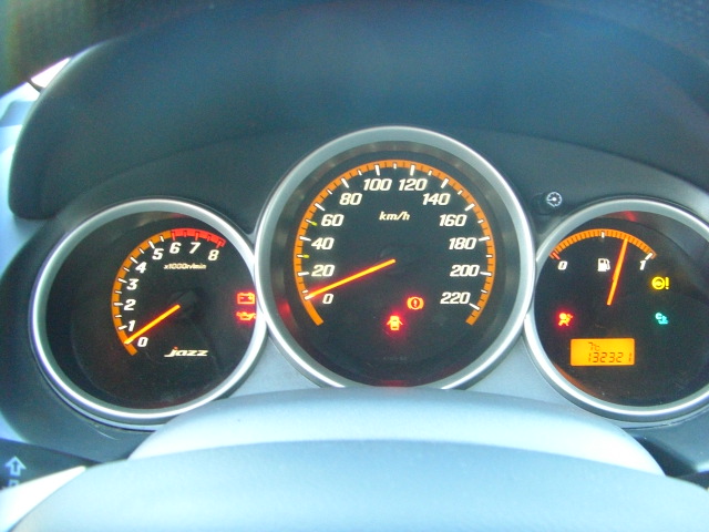 HONDA JAZZ 1.4 I 83CV GASOLINA