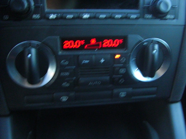 AUDI A-3 S LINE 2.0 TDI 140CV