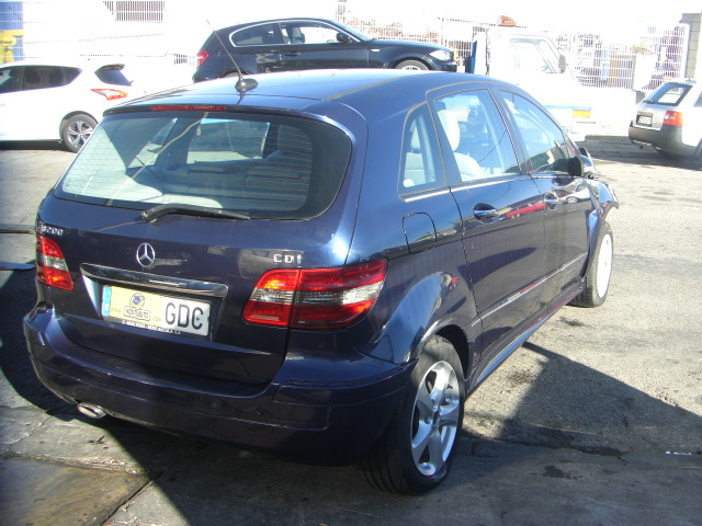 MERCEDES BENZ CLASE B 200 2.0 CDI 140CV AUTOMATICO