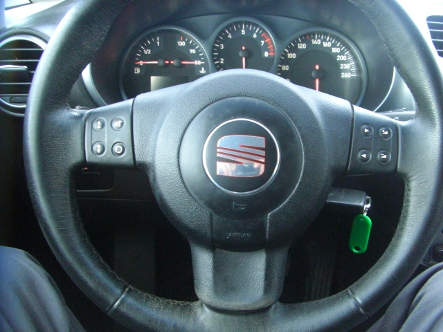  SEAT LEON 2.0 FSI GASOLINA 150CV