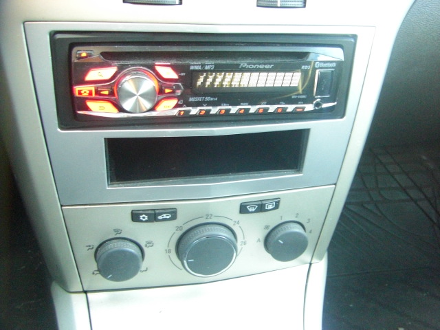 OPEL ASTRA GTC 1.6 GASOLINA 105CV