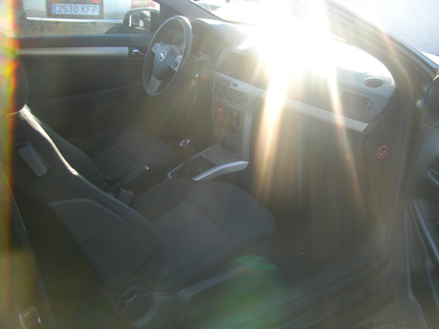 OPEL ASTRA GTC 1.6 GASOLINA 105CV
