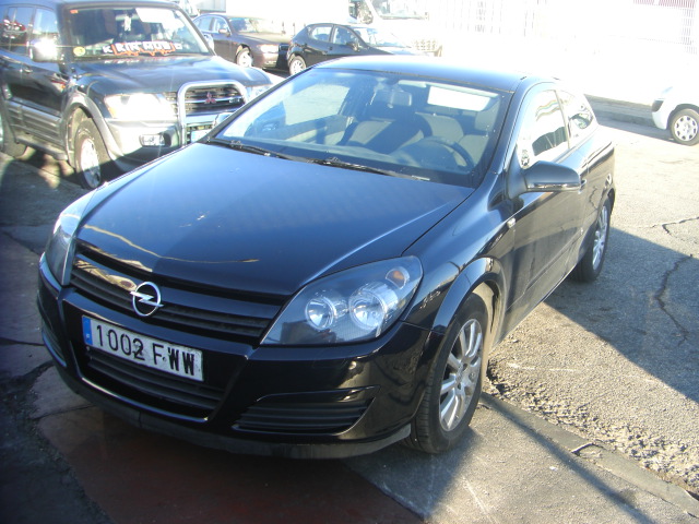 OPEL ASTRA GTC 1.6 GASOLINA 105CV