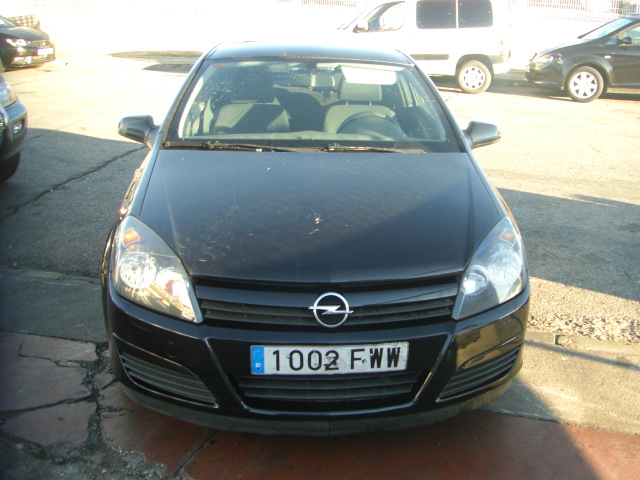 OPEL ASTRA GTC 1.6 GASOLINA 105CV