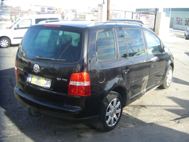 VOLKSWAGEN TOURAN 2.0 TDI 140CV