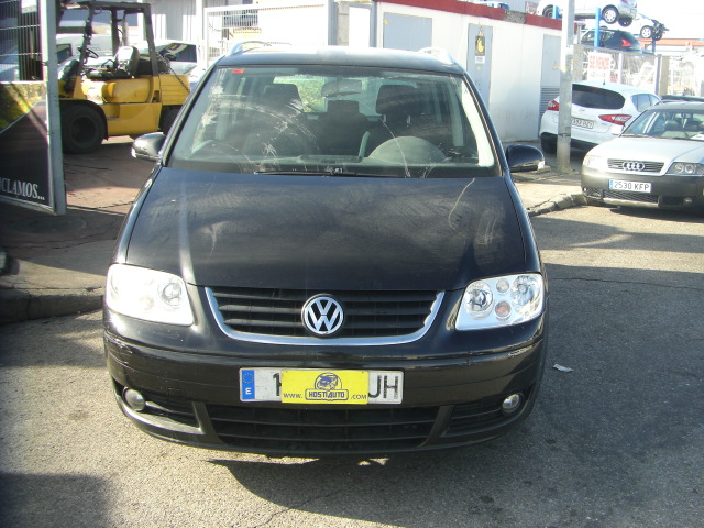 VOLKSWAGEN TOURAN 2.0 TDI 140CV