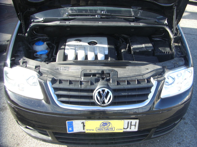 VOLKSWAGEN TOURAN 2.0 TDI 140CV