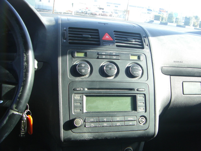 VOLKSWAGEN TOURAN 2.0 TDI 140CV