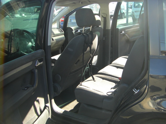 VOLKSWAGEN TOURAN 2.0 TDI 140CV