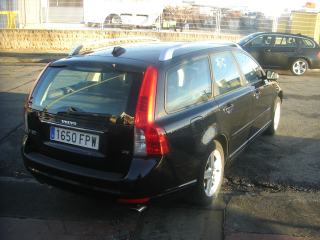 VOLVO V-50 2.4 D 180CV SUMMUN AUTOMATICO