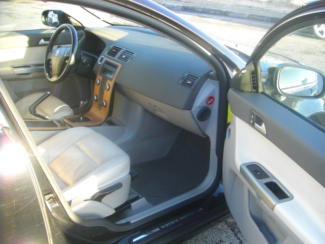 VOLVO V-50 2.4 D 180CV SUMMUN AUTOMATICO