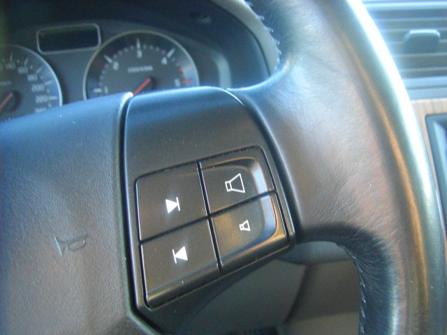 VOLVO V-50 2.4 D 180CV SUMMUN AUTOMATICO